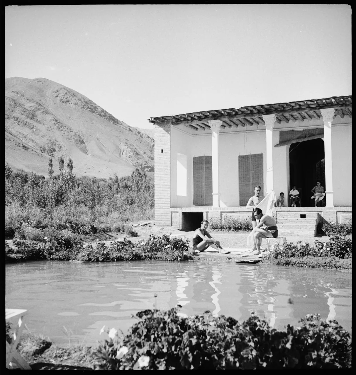 نمایی از باغ و عمارت فرمانیه که