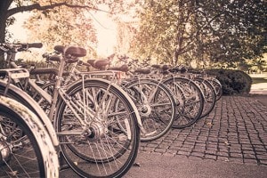 parking-bicycle-sunny