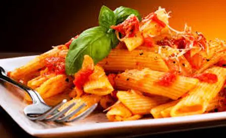 Pasta-fork-plate