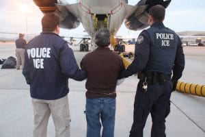 extradite = deport 