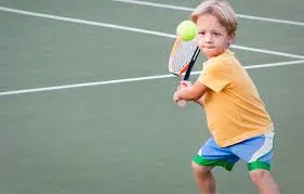 play tennis